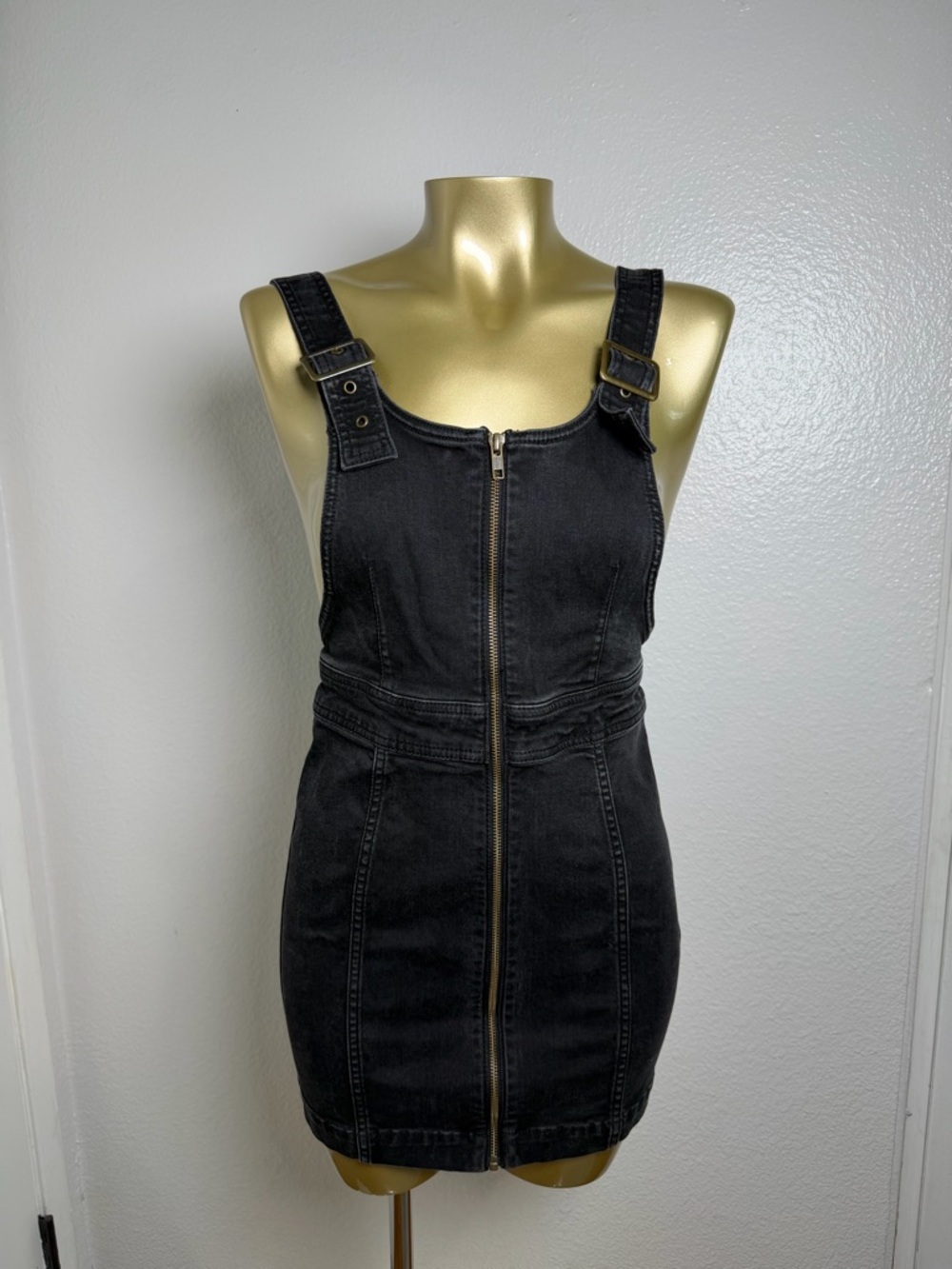 Free People Black Zip-Front Denim Pinafore Size 4